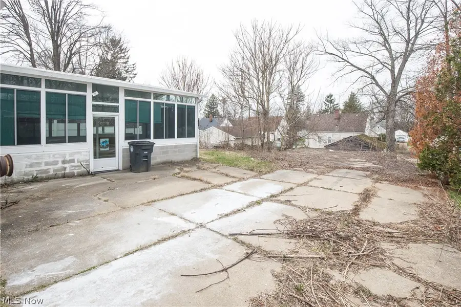 1326 Crestview Avenue, Akron, OH 44320 - #2