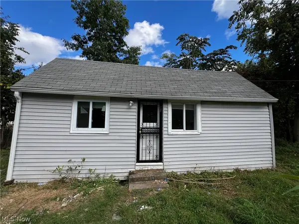 16118 Arcade Avenue, Cleveland, OH 44110