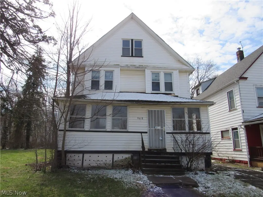 9618 Raymond Avenue, Cleveland, OH 44104 - #1