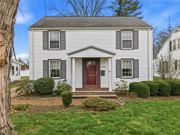 664 Perkinswood Ne Boulevard, Warren, OH 44483