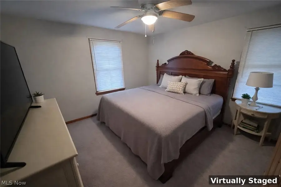 25101 Farringdon Avenue, Euclid, OH 44132 - #3