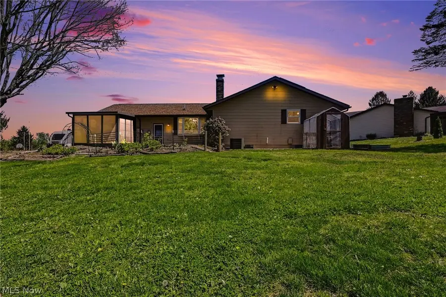 332 Kelly Circle, Zanesville, OH 43701 - #3