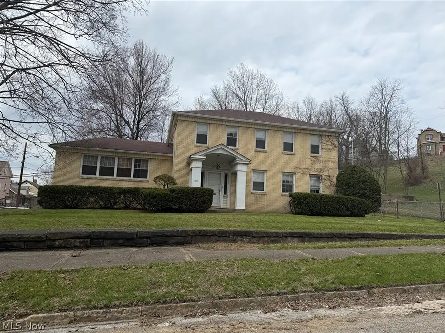 615 E 4th Street, East Liverpool, OH 43920 - #2