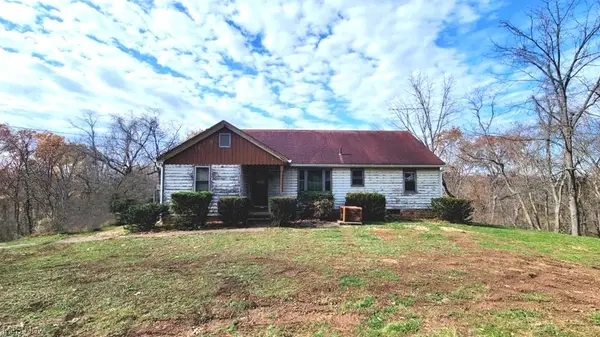 641 Warren Chapel Road, Fleming, OH 45729