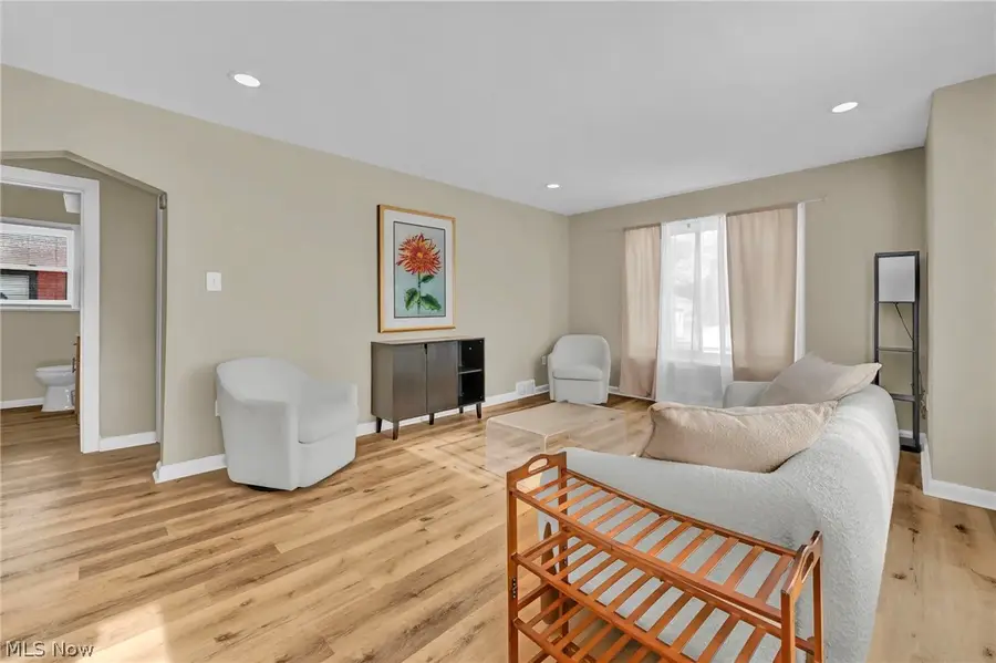 926 Winton Avenue, Akron, OH 44320 - #3