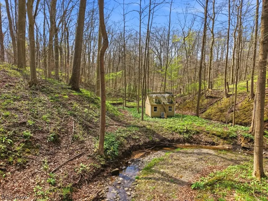 6055 Deepwood Drive, Chagrin Falls, OH 44022 - #2