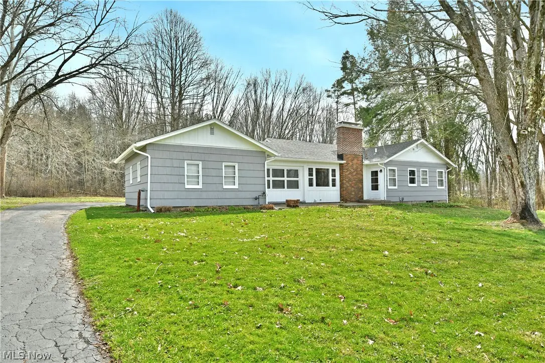 2262 Niles Cortland Ne Road, Cortland, OH 44410 - #1