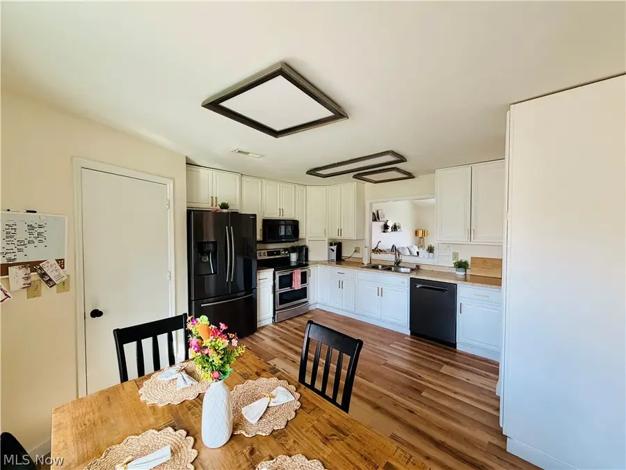 8760 Candlestick Lane, Dayton, OH 45424 - #2