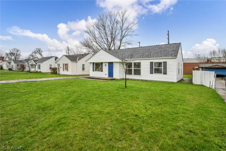 15812 Eleanore Drive, Cleveland, OH 44135 - #3