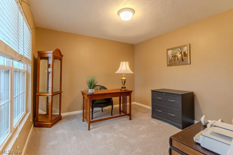 390 Blair Circle, Aurora, OH 44202 - #2