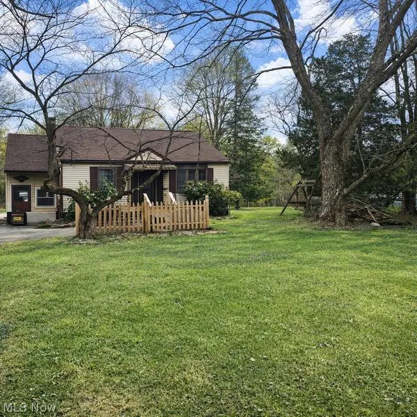 744 Carson Salt Springs Road, Mineral Ridge, OH 44440