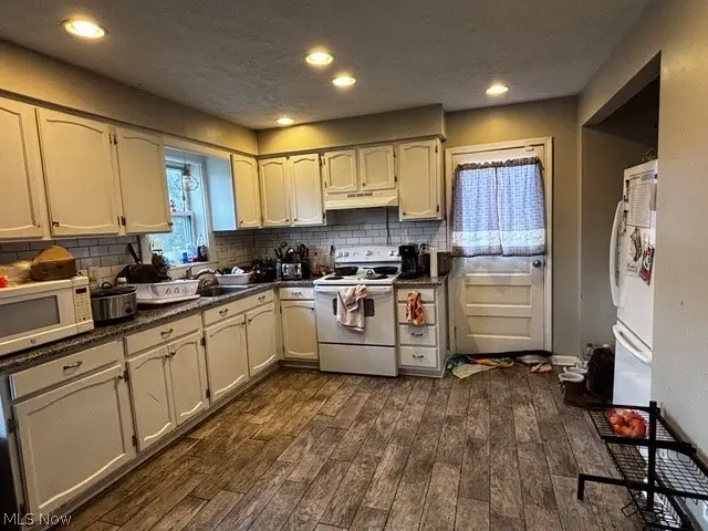 2196 Congress Lake Road, Mogadore, OH 44260 - #3