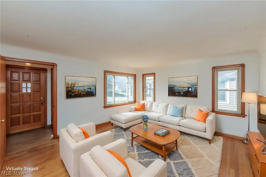 18119 Windward Road, Cleveland, OH 44119 - #2