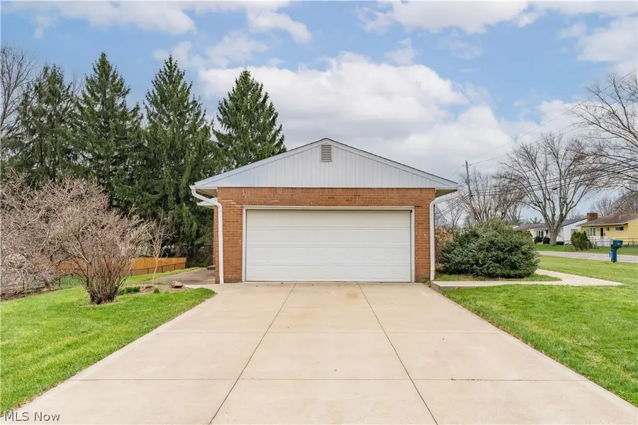 740 Marion Nw Avenue, Massillon, OH 44646 - #3