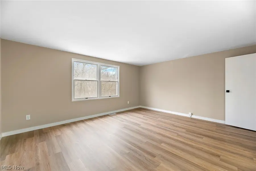 218 Regina Drive, Bedford, OH 44146 - #3