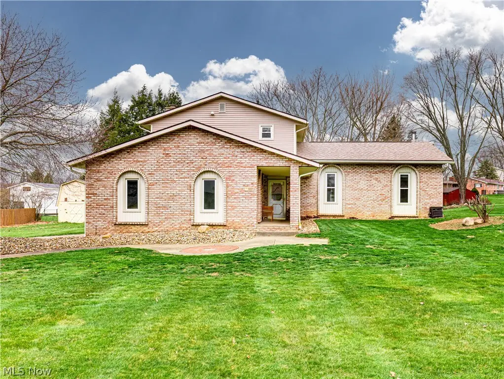 3881 Mahogany Nw Street, Uniontown, OH 44685 - #1