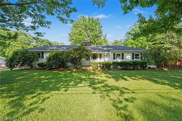1974 Silver Fox Ne Lane, Warren, OH 44484