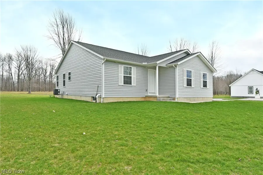 5554 Alva Nw Avenue, Warren, OH 44483 - #2