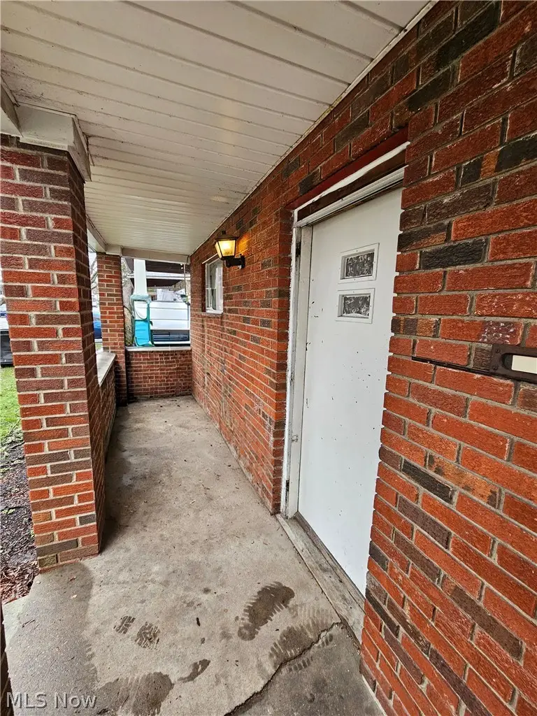 3102 Searsdale Avenue, Cleveland, OH 44109 - #3