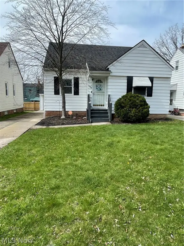 5408 Oakwood Avenue, Maple Heights, OH 44137