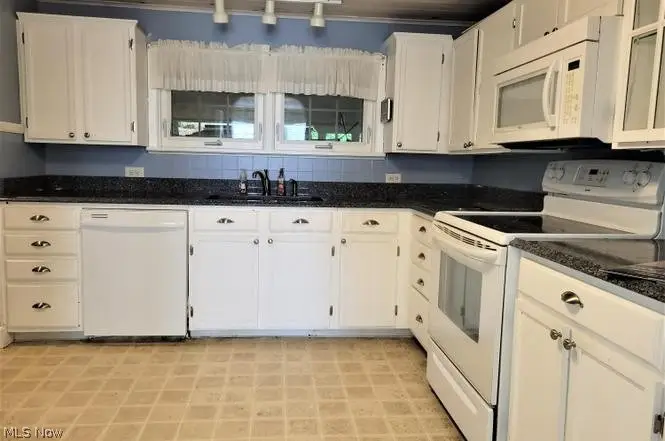 1751 Blaine Avenue, Cambridge, OH 43725 - #2