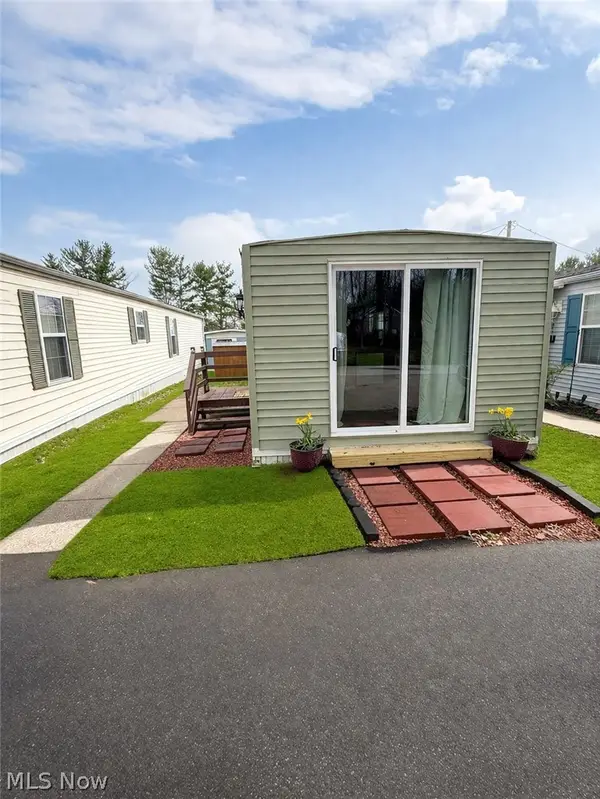 9735 Chillicothe Road, Kirtland, OH 44094