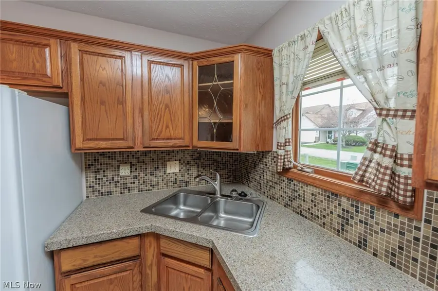 5779 Gateway Lane, Brook Park, OH 44142 - #3