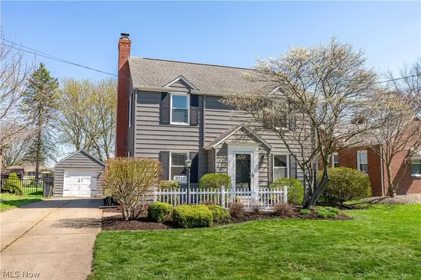 3210 Martindale Ne Road, Canton, OH 44714