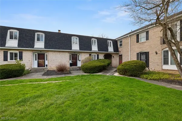 824 S Chillicothe Road #5, Aurora, OH 44202