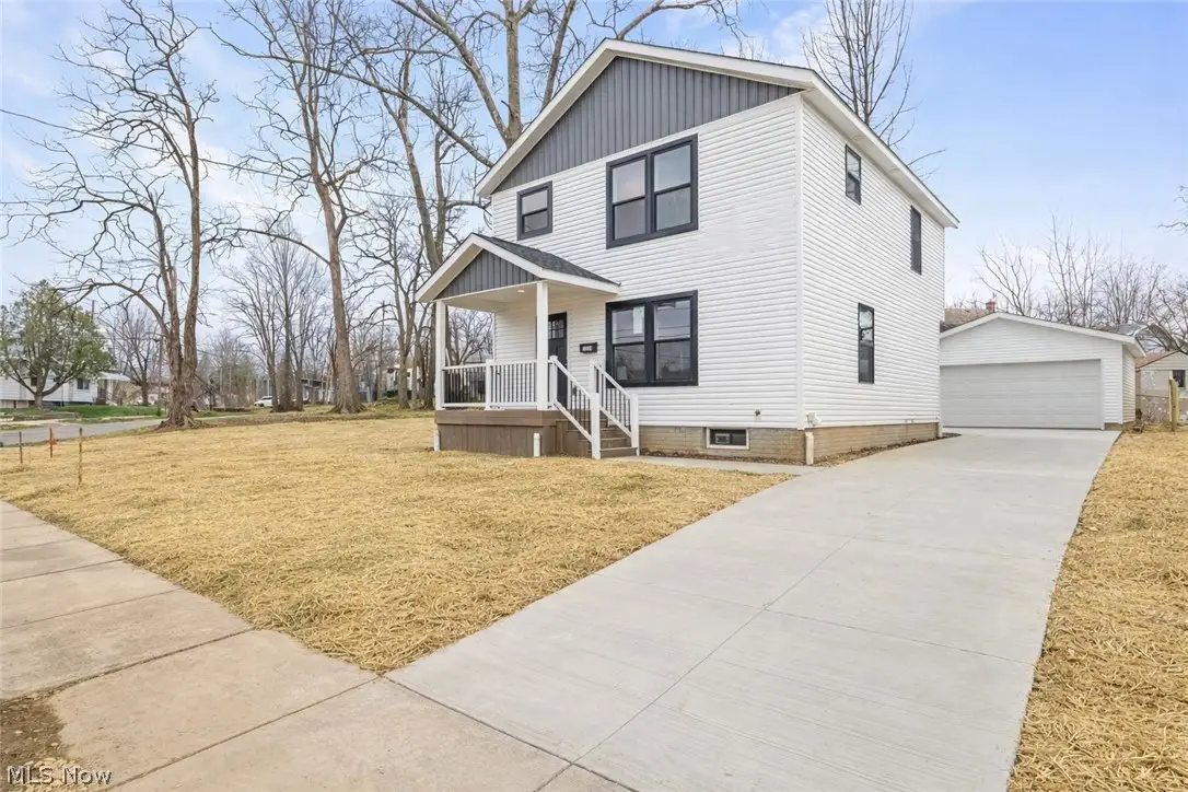 1334 Hazelwood Ave, Akron, OH 44305 - #1