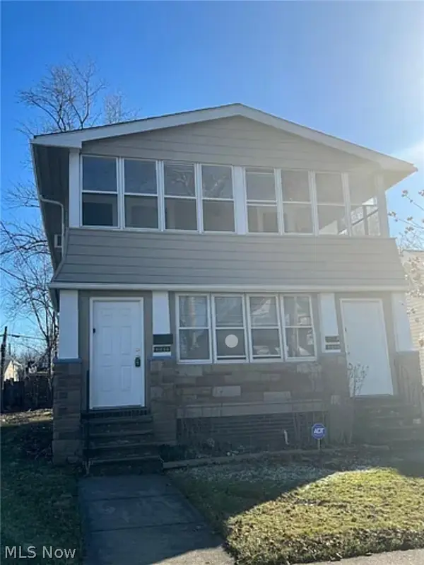 16224 Huntmere Avenue, Cleveland, OH 44110