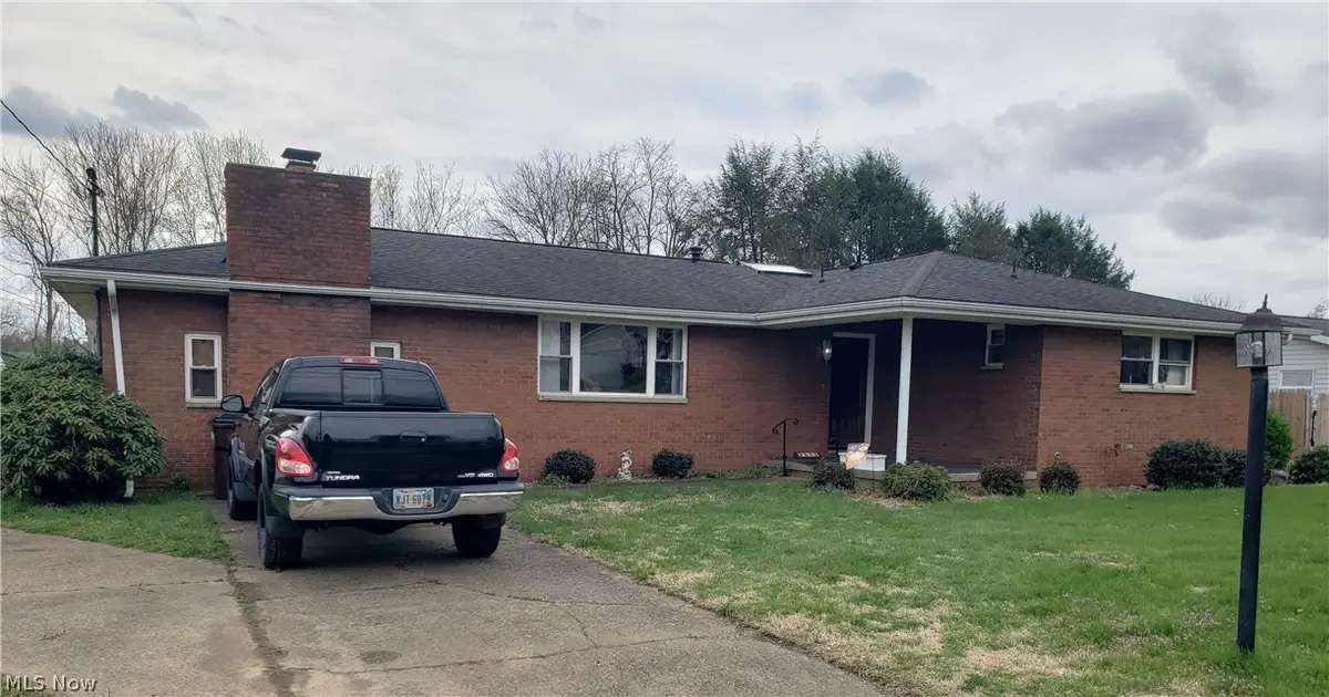 2313 Rockland Avenue, Belpre, OH 45714 - #1