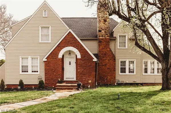 1012 Cambridge Road, Coshocton, OH 43812