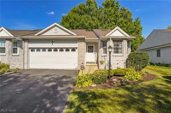 17 Harneds Landing, Cortland, OH 44410