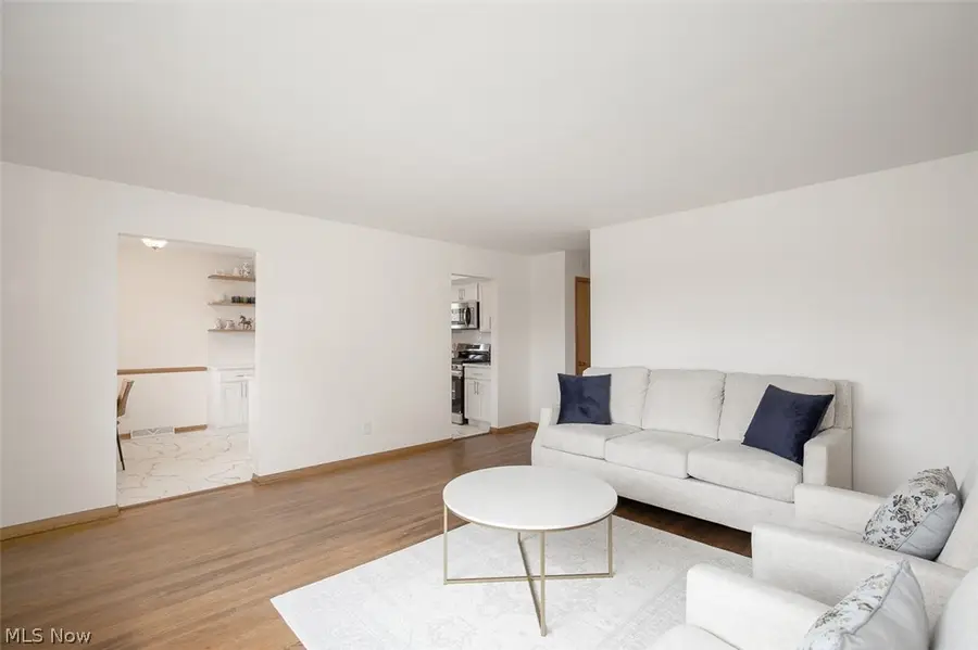 451 Fulmer Avenue, Akron, OH 44312 - #3