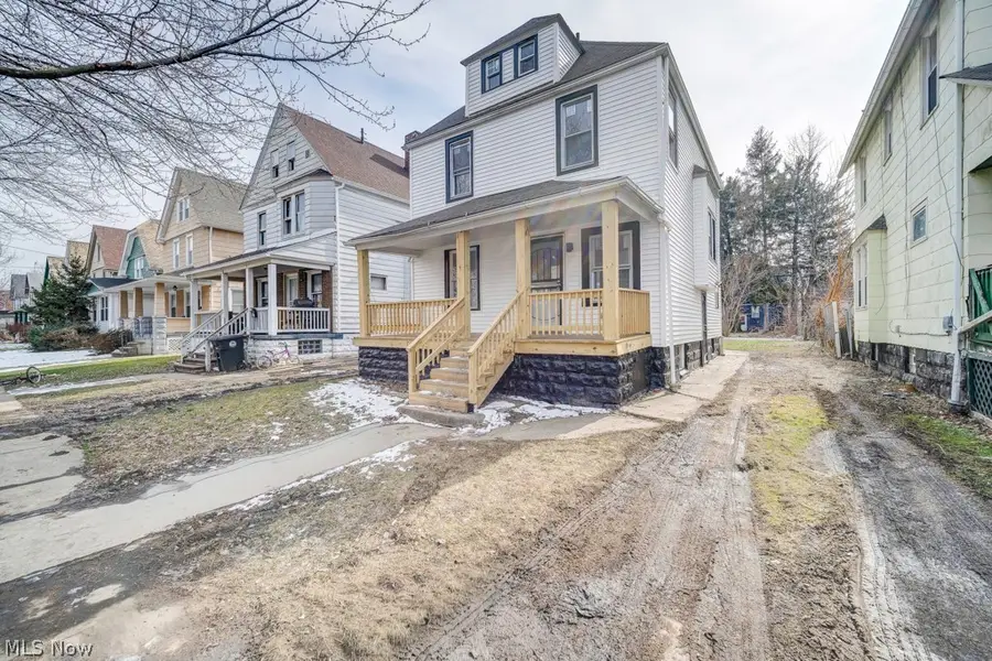 3341 Woodbridge Avenue, Cleveland, OH 44109 - #2