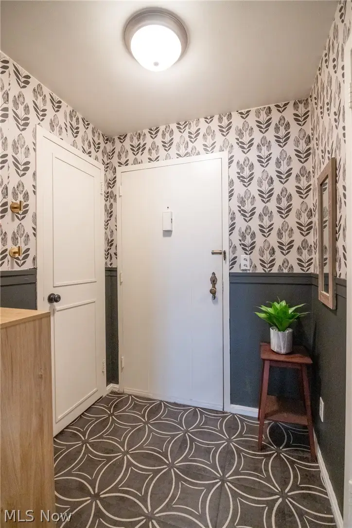 19101 Van Aken Boulevard Boulevard #216, Shaker Heights, OH 44122 - #2