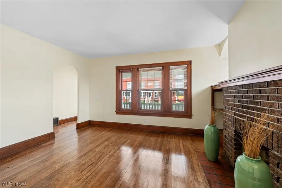 11801 Franklin Boulevard, Lakewood, OH 44107 - #3