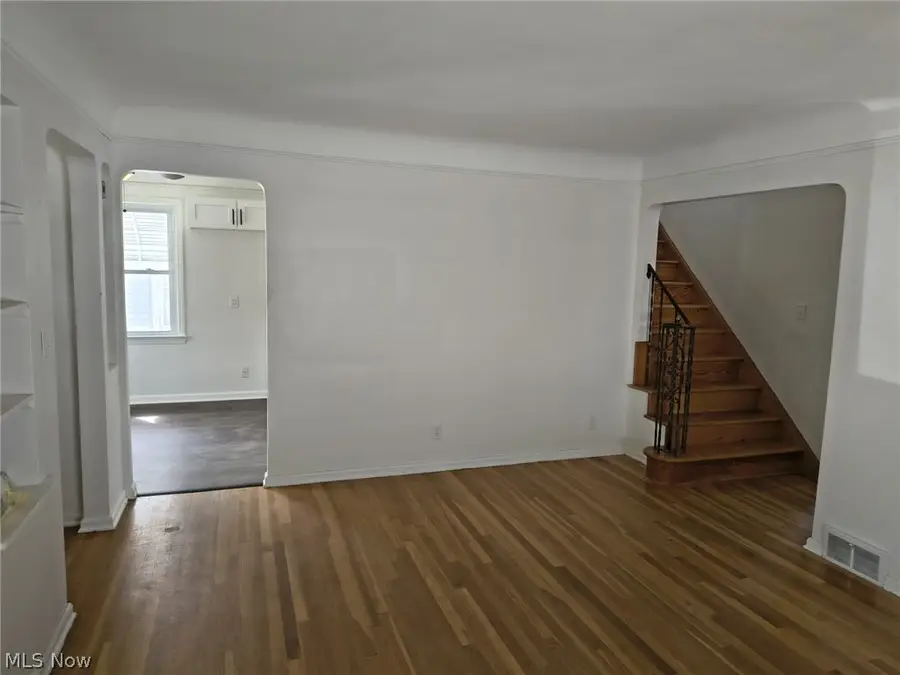 6010 Allanwood Drive, Parma, OH 44129 - #2