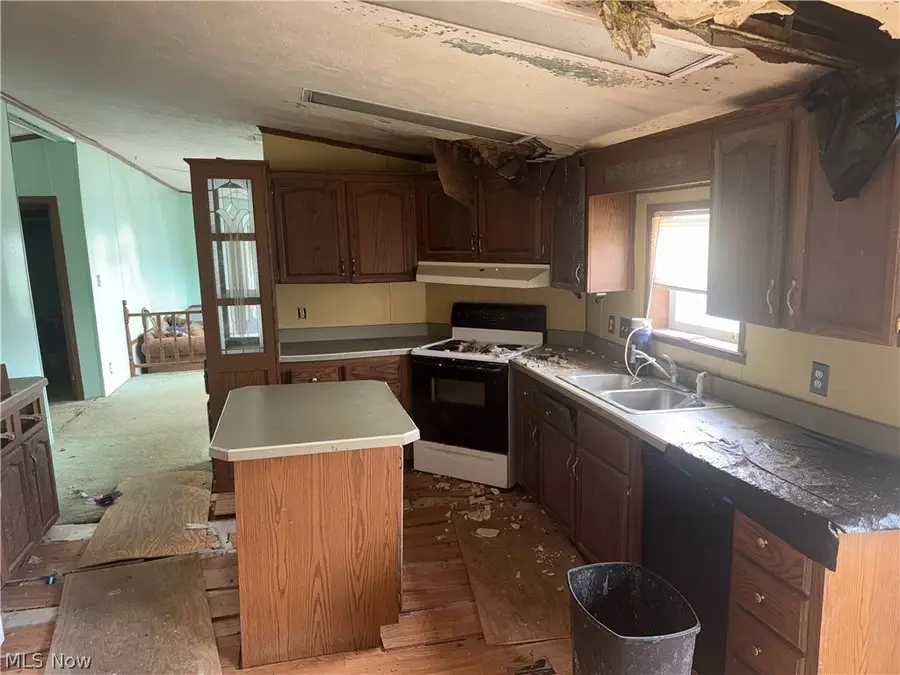 1049 Buckeye Street, Bridgeport, OH 43912 - #2