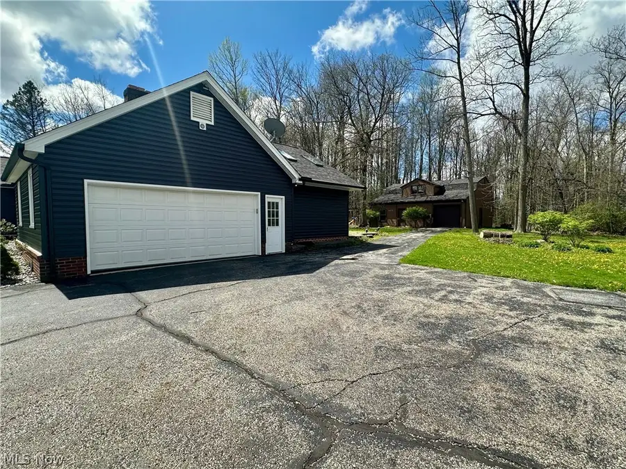12560 Bass Lake Road, Chardon, OH 44024 - #3