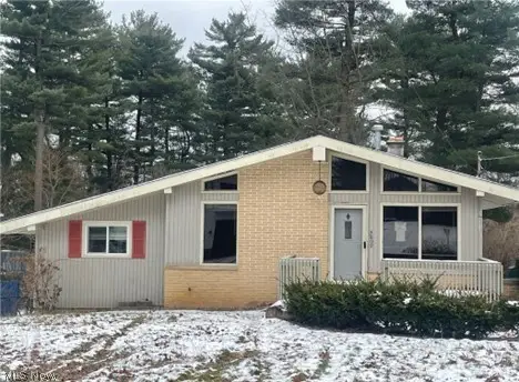 3809 N Glenridge Road, Green, OH 44319