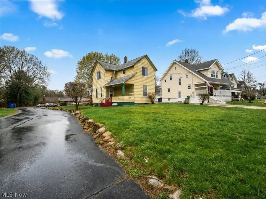 307 E Glenwood Avenue, Akron, OH 44310 - #2