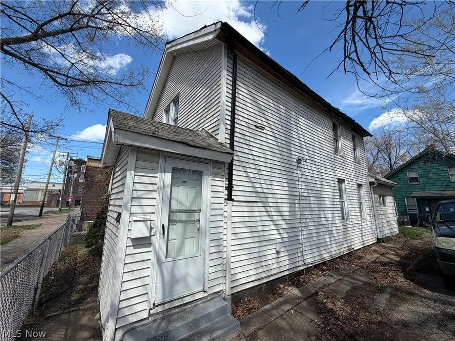 1369 E 41st Street, Cleveland, OH 44103 - #2