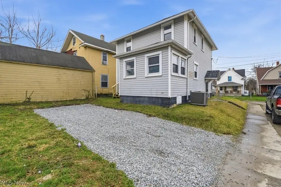 384 Mary Street, Marion, OH 43302 - #3