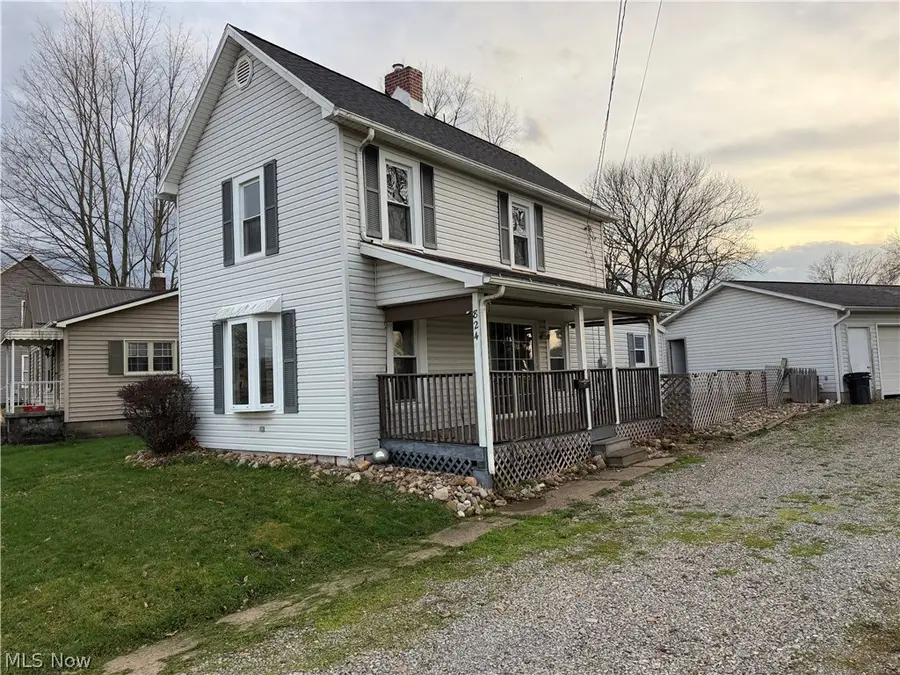 824 Goshen Se Avenue, New Philadelphia, OH 44663 - #3