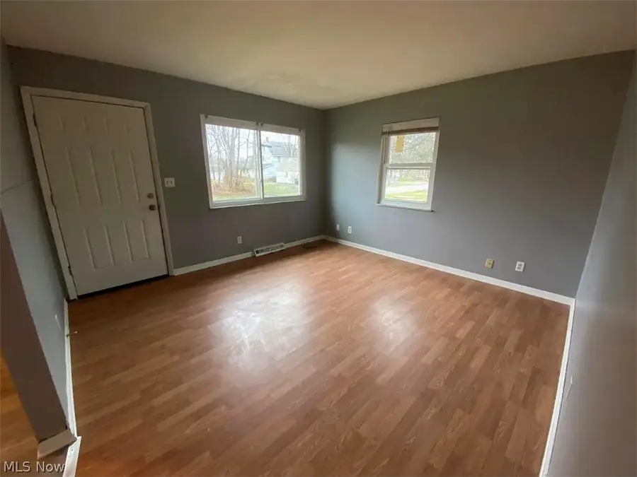 1382 Bellevue Avenue, Akron, OH 44320 - #2