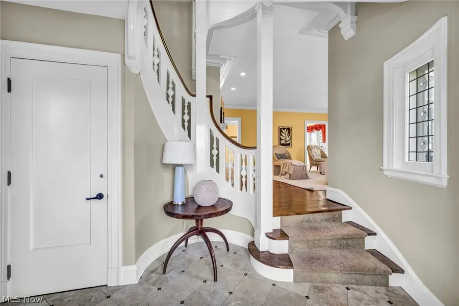 2992 Monmouth Road, Cleveland Heights, OH 44118 - #2