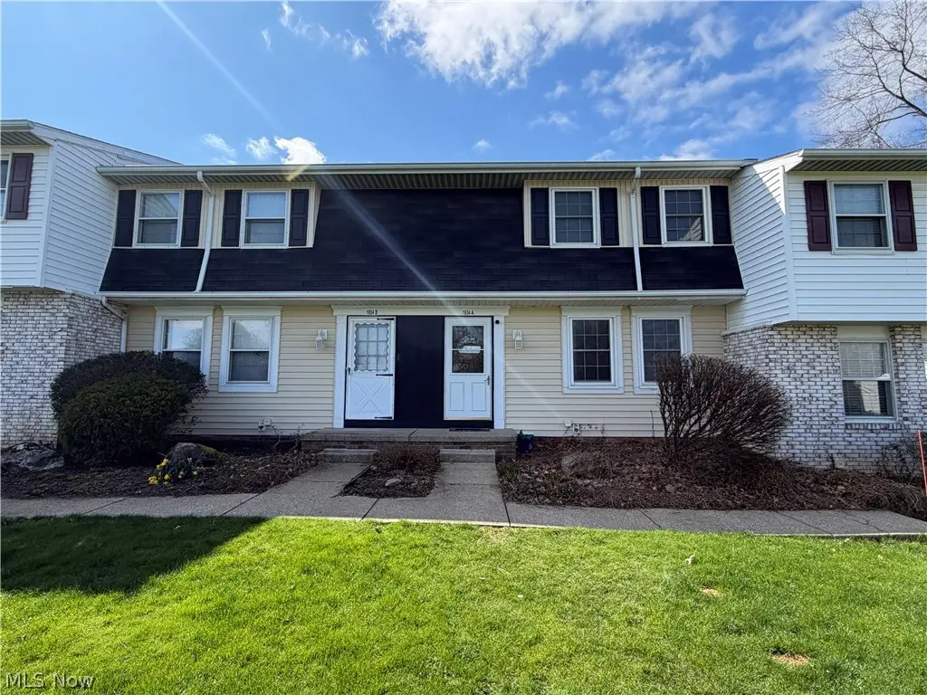 1934 Higby Drive #A, Stow, OH 44224 - #1