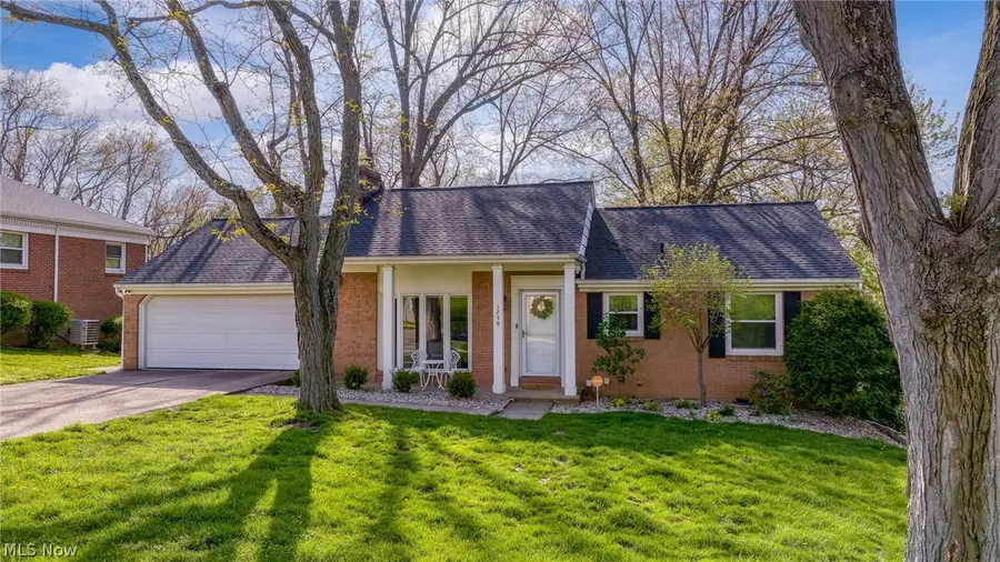 1259 Chandler Sw Avenue, North Canton, OH 44720 - #2